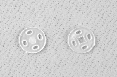 Кнопки пришивные пластиковые 10 мм, блистер 24шт, цв.-прозрачные - купить в Иркутске. Цена: 48.41 руб.